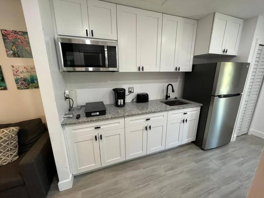 Port Saint Lucie A Little Piece Of Heaven- Peaceful Lake View Apartment- 1 Min From I95 And Turnpike Port St. Lucie ภายนอก รูปภาพ