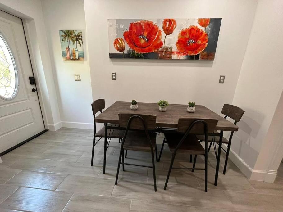 Port Saint Lucie A Little Piece Of Heaven- Peaceful Lake View Apartment- 1 Min From I95 And Turnpike Port St. Lucie ภายนอก รูปภาพ
